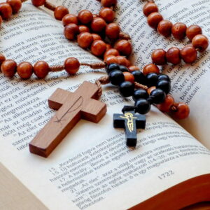 El rezo del rosario